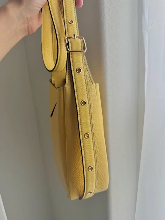 Coach Yellow Hadley Crossbody NWT - Picture 4 of 5